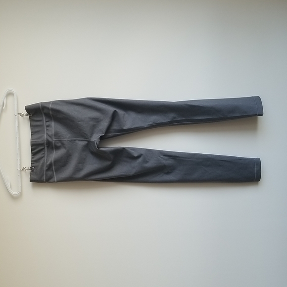 Under Armour compression leggings. - Picture 3 of 3